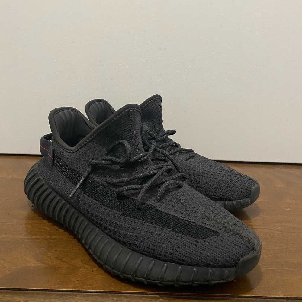 Adidas Yeezy Boost 350 V2 Black (Reflective) Authentic!